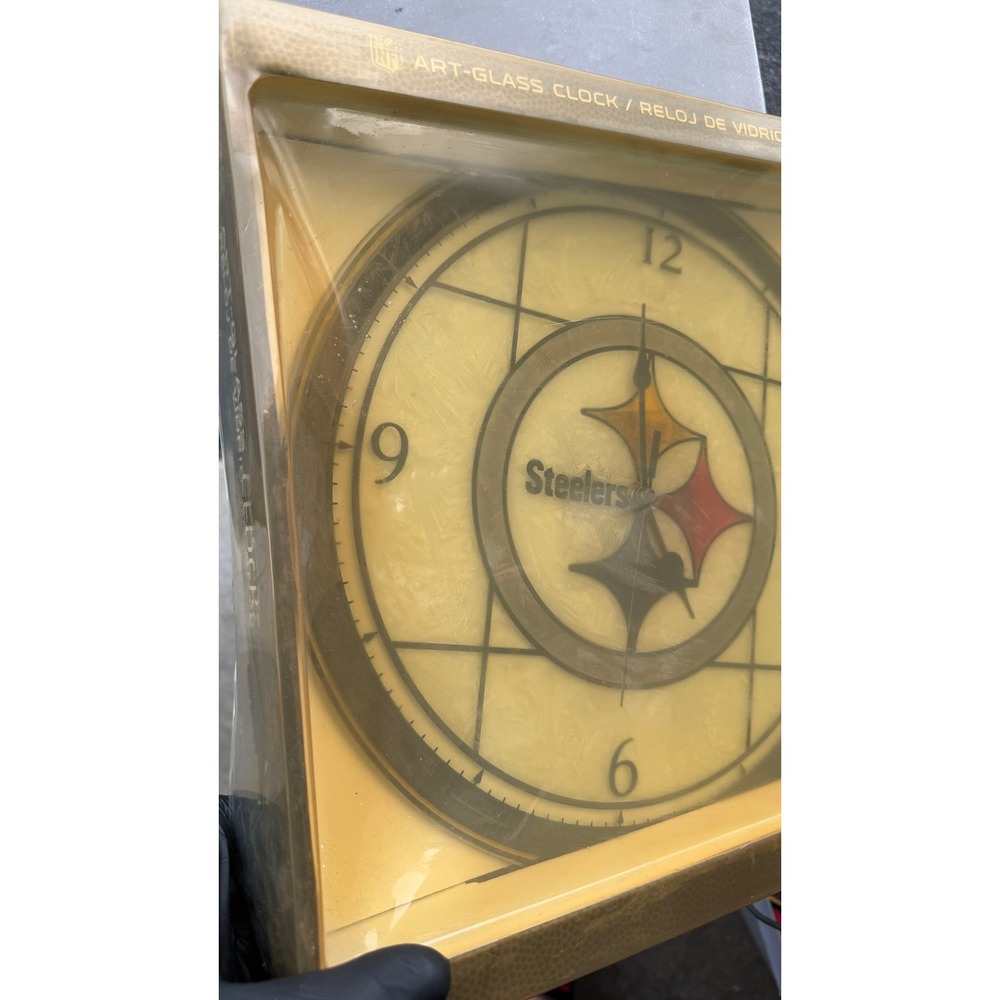 Pittsburgh Steelers Art-Glass Wall Clock NFL-PST-274 The Memory Company New Box